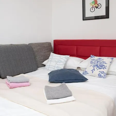 Borzic Apartment *