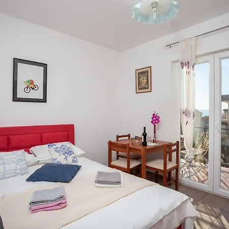 Borzic Apartment Omis