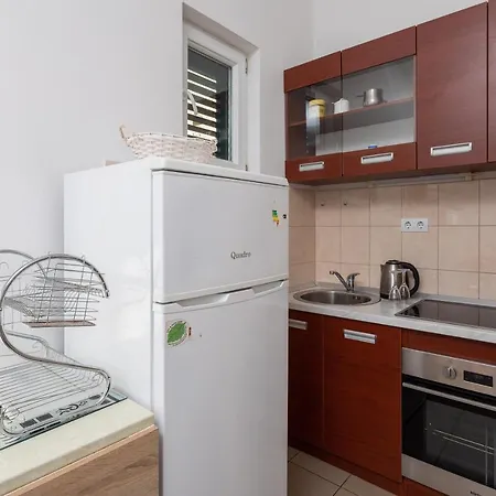 Apartment Borzic *